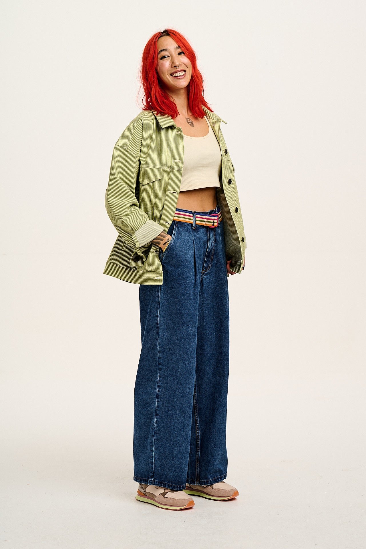 Cole - Wide Leg Denim Jeans in Mid Wash Blue - Image 2
